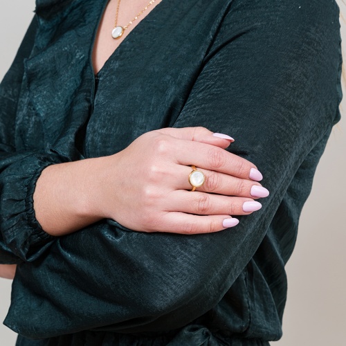 Кольцо Fiore Luna Сфера SHELL WHITE, KR02913-2/8 BW/G фото 4